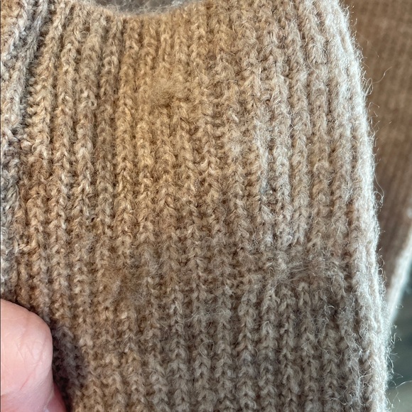 H&M Ribbed Beige Long Sleeve Sweater Dress…Size Medium - Picture 3 of 7